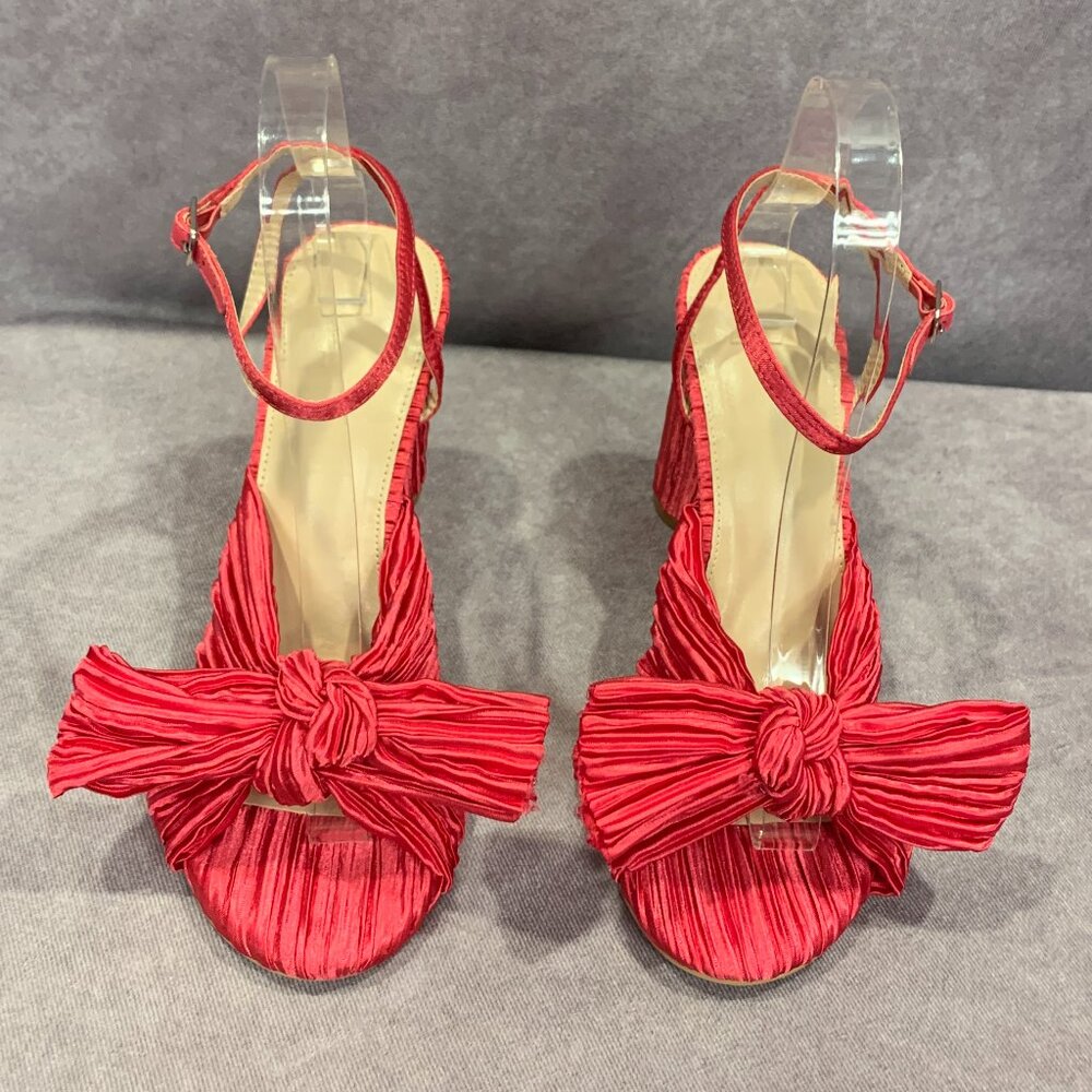 Vetaste Pleated Bow Knot Heeled Sandals NWOT